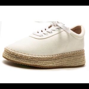 NIB Classic espadrille canvas Sneaker White